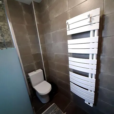 Mini Coup De Coeur Avec Jacuzzi Et Sauna Clim Jardin Clos Et Parking Sur Place Villa