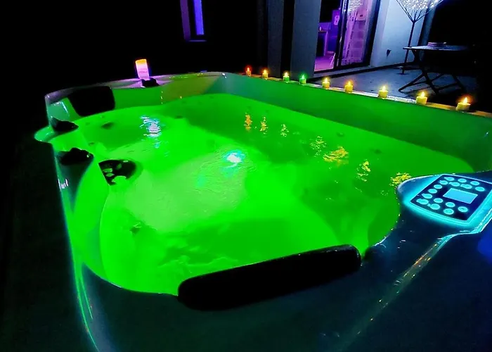 Mini Coup De Coeur Avec Jacuzzi Et Sauna Clim Jardin Clos Et Parking Sur Place * Ychoux