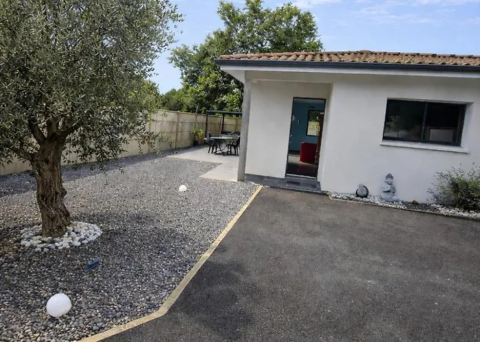 Mini Coup De Coeur Avec Jacuzzi Et Sauna Clim Jardin Clos Et Parking Sur Place Вилла